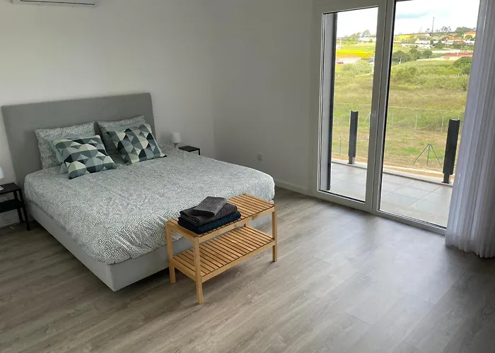 Casa Mikali * Alfeizerao